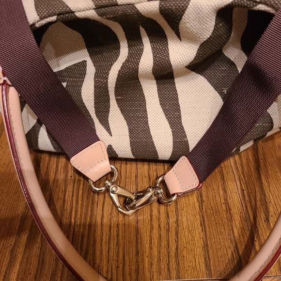 Kate Spade XL Tote - Picture 5 of 10